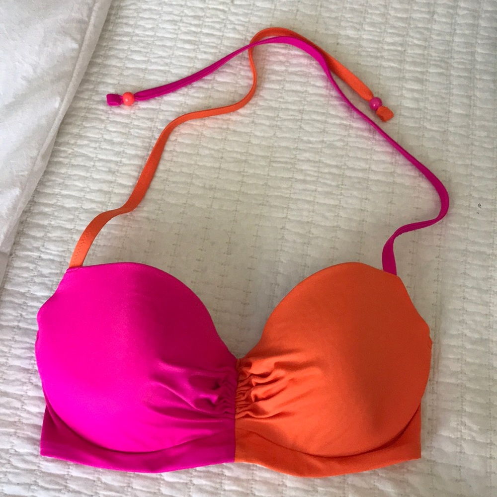 Victoria’s Secret color block bikini top